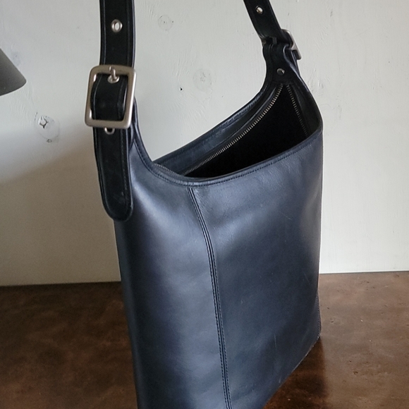 Leather/Suede Shoulder Bag - Picture 8 of 11